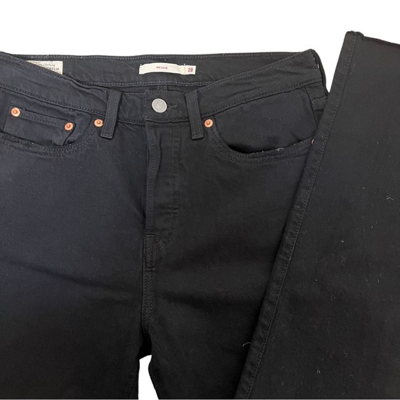 Levi’s Premium Wedgie Fit Women’s Jeans | Black | Cut-Off Hem | 28 - Picture 12 of 15